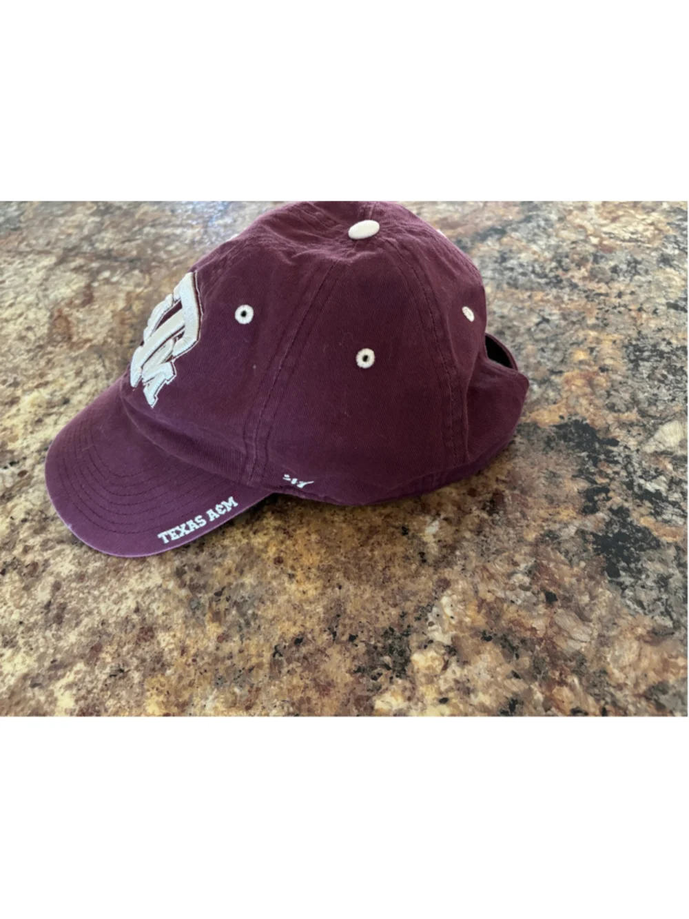Zephyr maroon texas